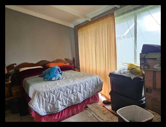 4 BEDROOM HOUSE FOR SALE IN BONAERO PARK